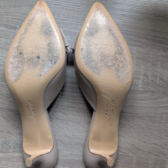 Ferragamo Nude Bow Mules - Picture 5 of 5